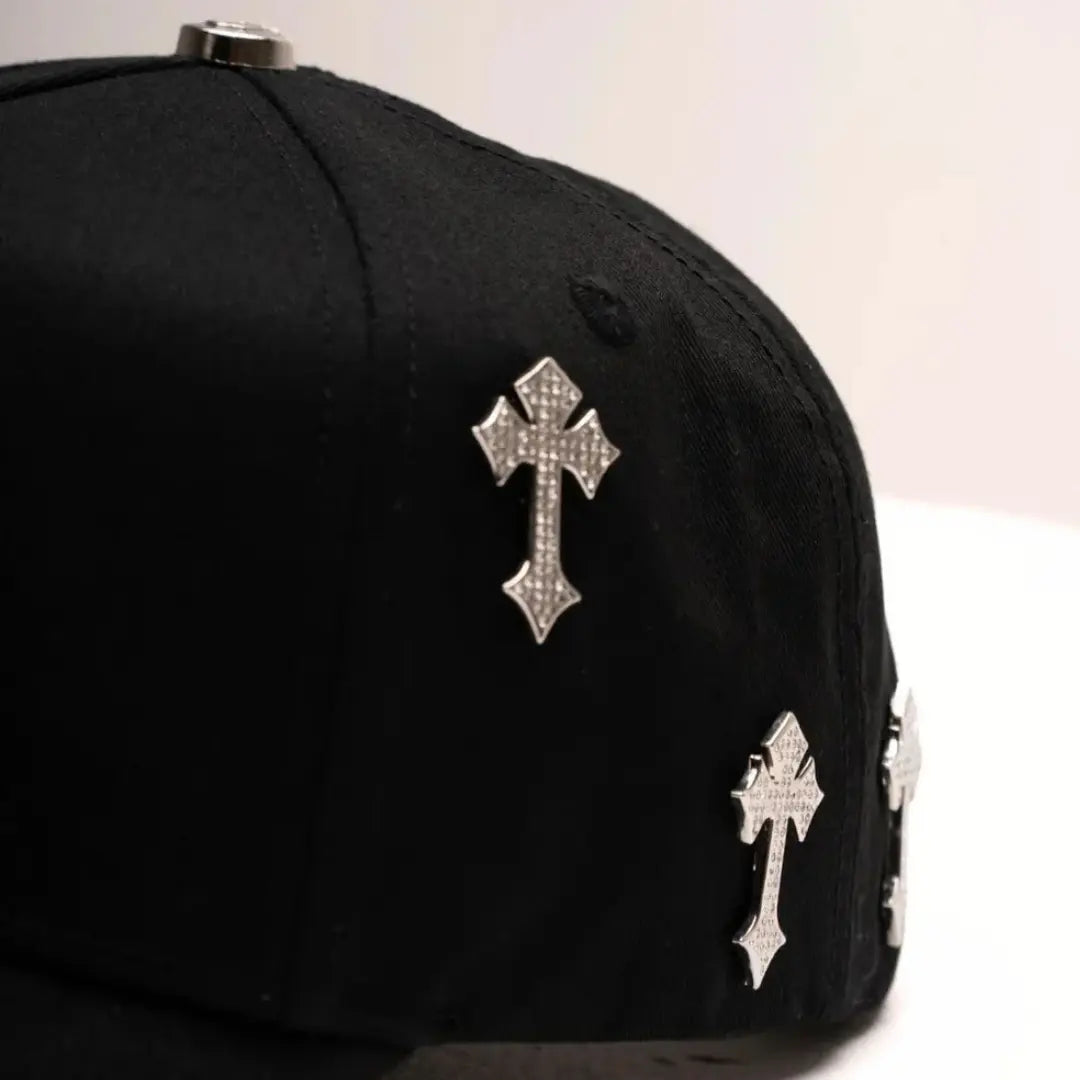CHROME VI X BARBAS HATS