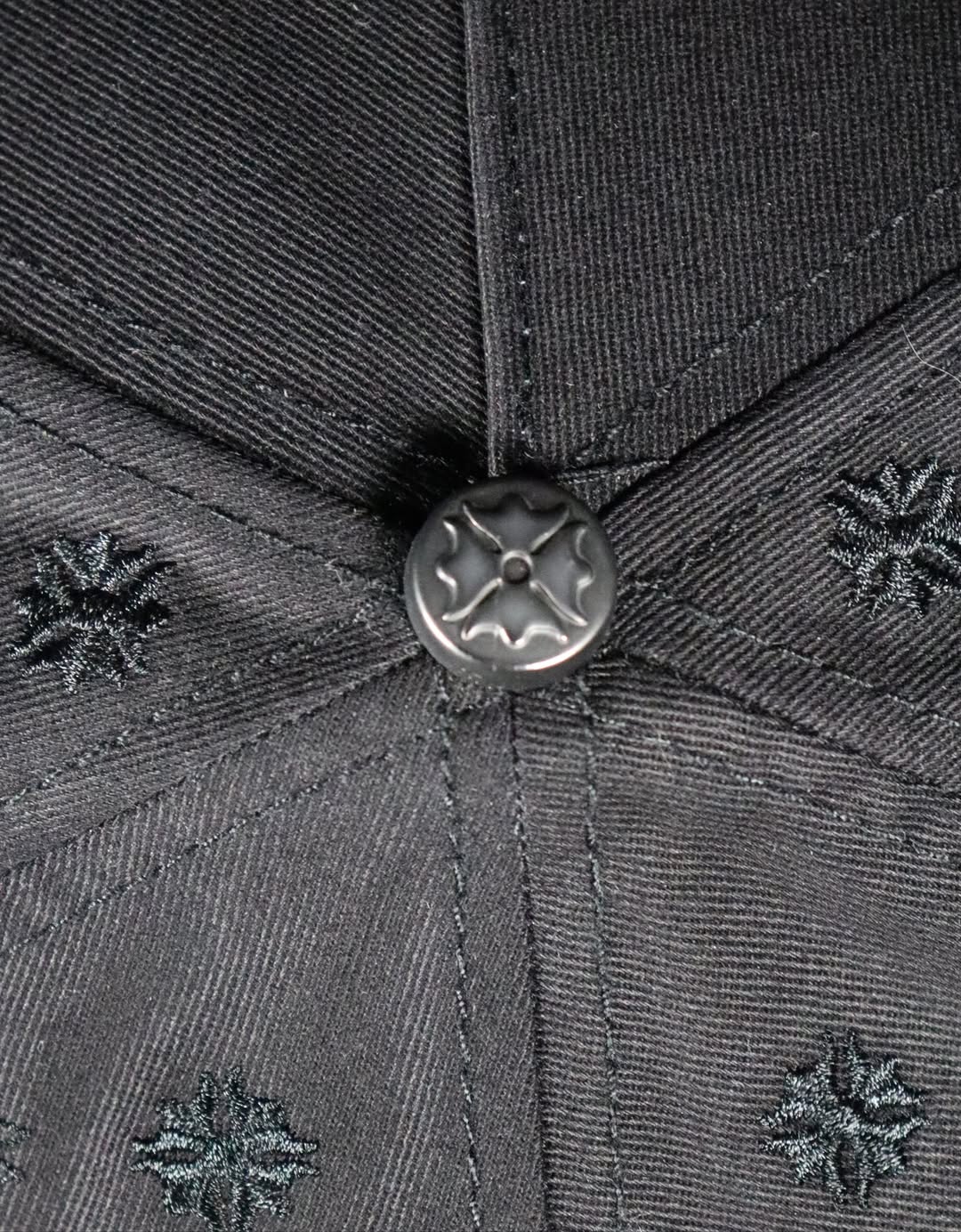 CHROME BLACK X BARBAS HATS G5