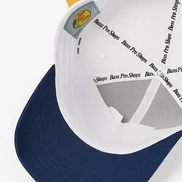 Bass Pro Shops I Deluxe White